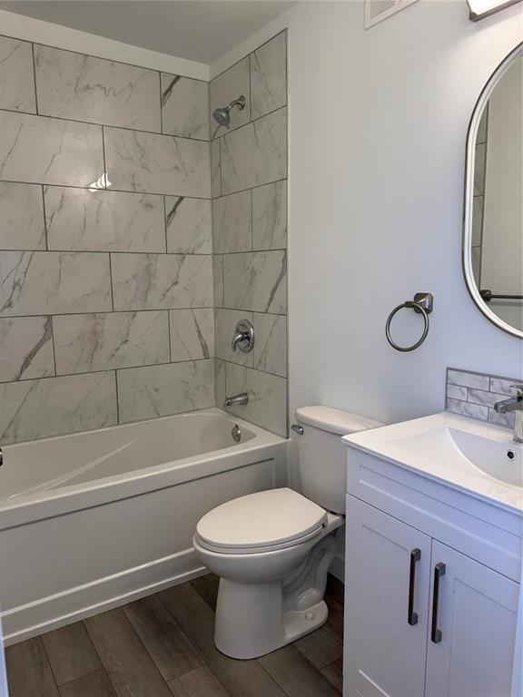 Photo 12 of 850 Ebby Avenue, Winnipeg MB