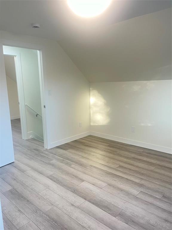 Photo 18 of 850 Ebby Avenue, Winnipeg MB