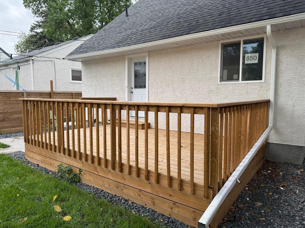 Photo 3 of 850 Ebby Avenue, Winnipeg MB