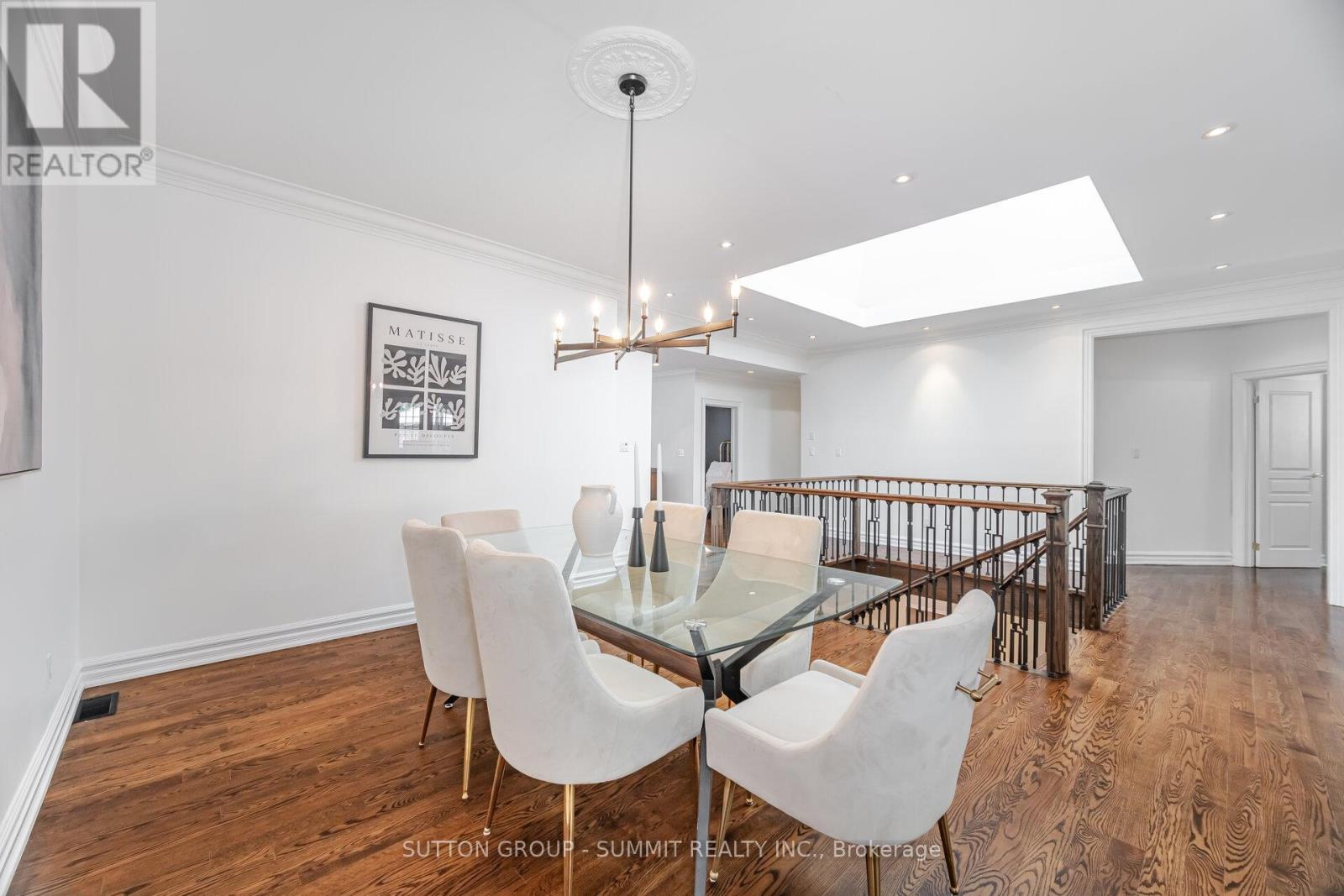 Photo 10 of 1195 Crestdale Road, Mississauga ON