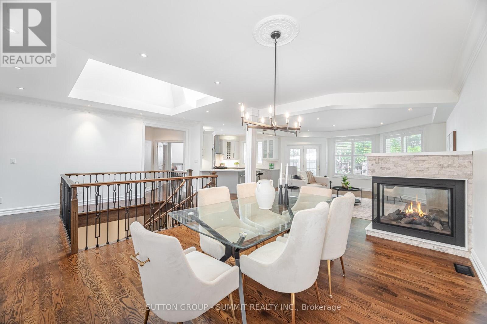 Photo 12 of 1195 Crestdale Road, Mississauga ON