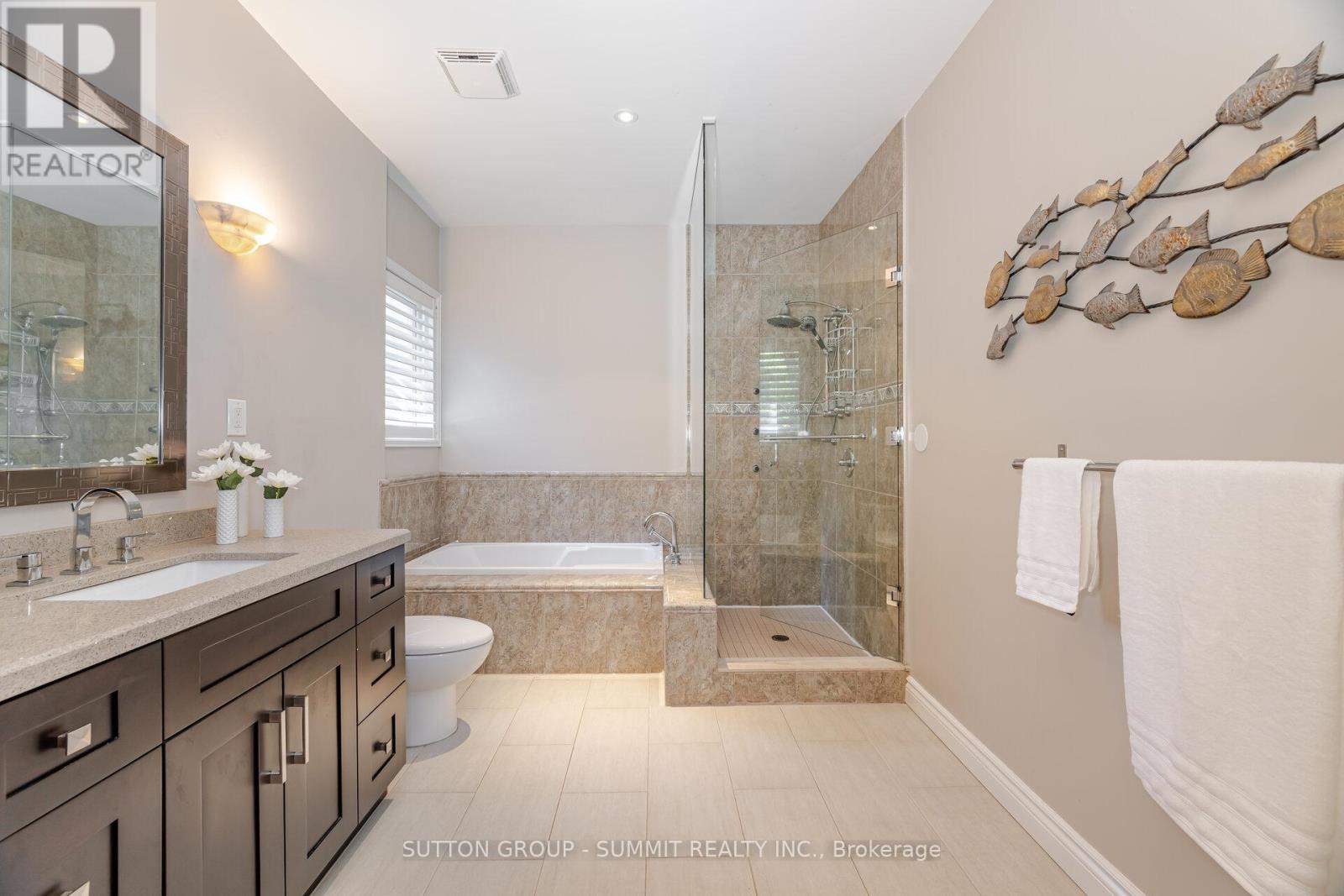 Photo 23 of 1195 Crestdale Road, Mississauga ON