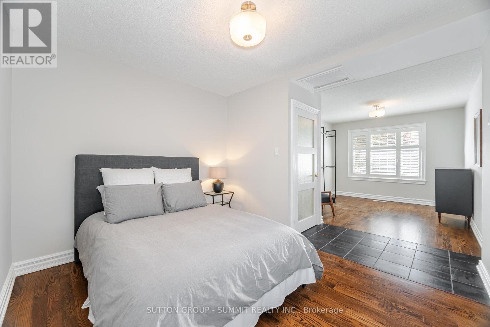 Photo 28 of 1195 Crestdale Road, Mississauga ON