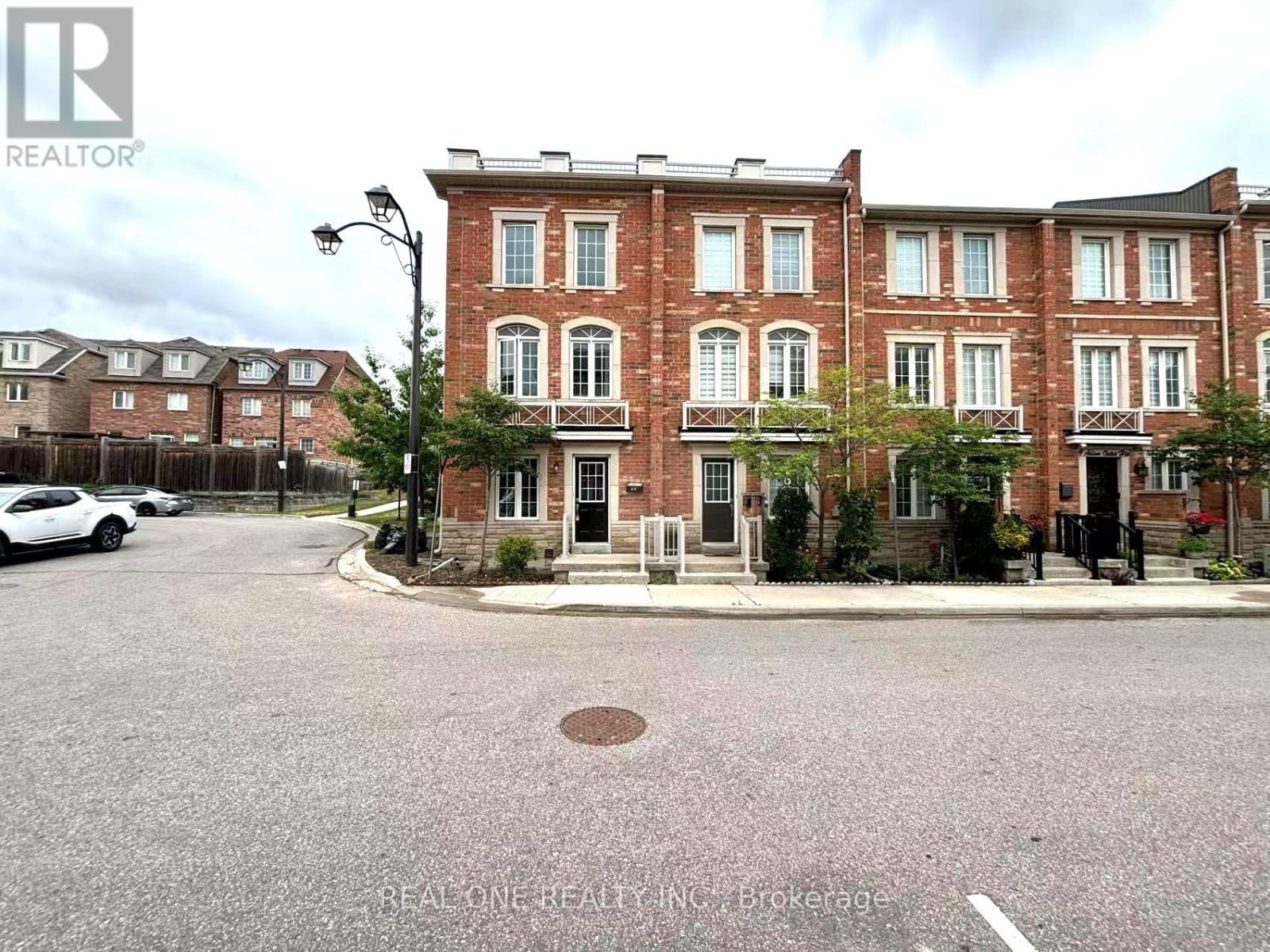 Photo 12 of 15 Adam Oates Heights, Toronto ON