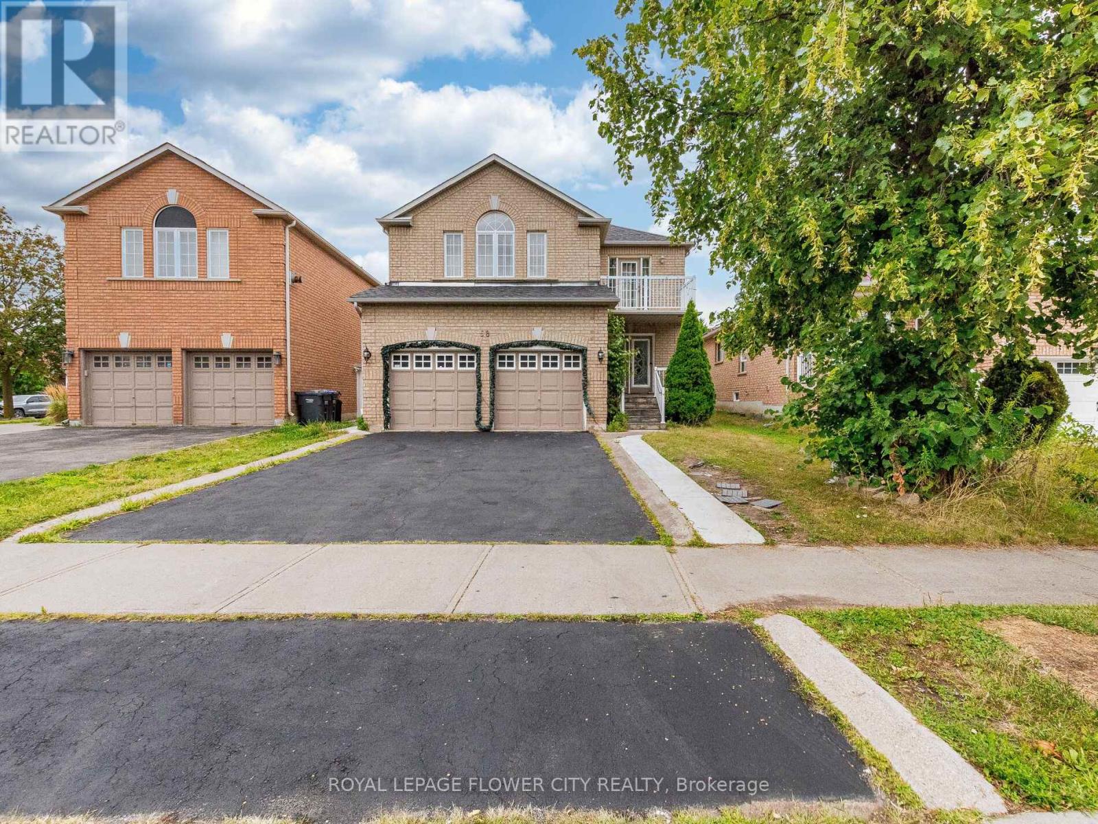 Photo 2 of 58 Pertosa Drive, Brampton ON