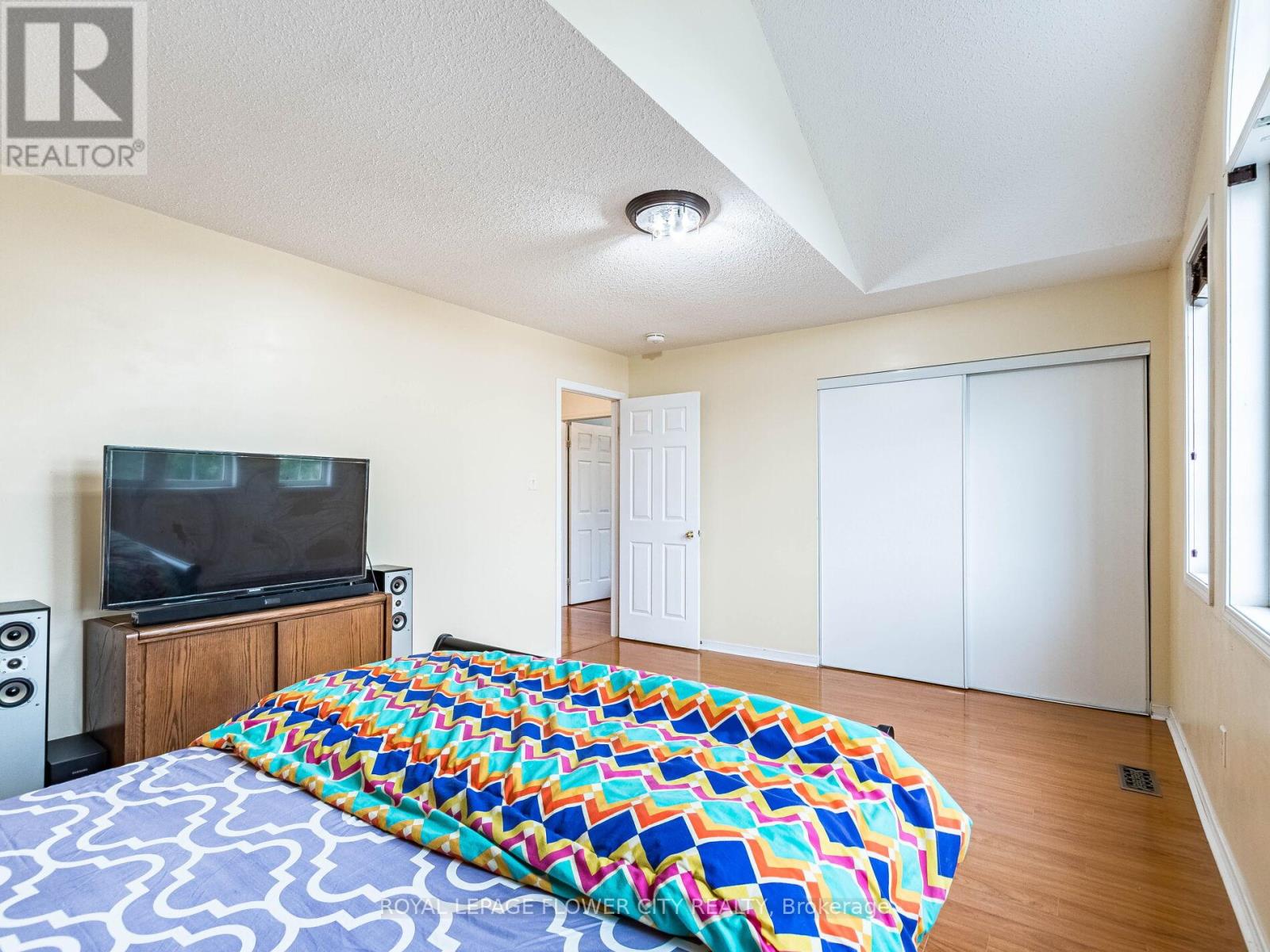 Photo 23 of 58 Pertosa Drive, Brampton ON