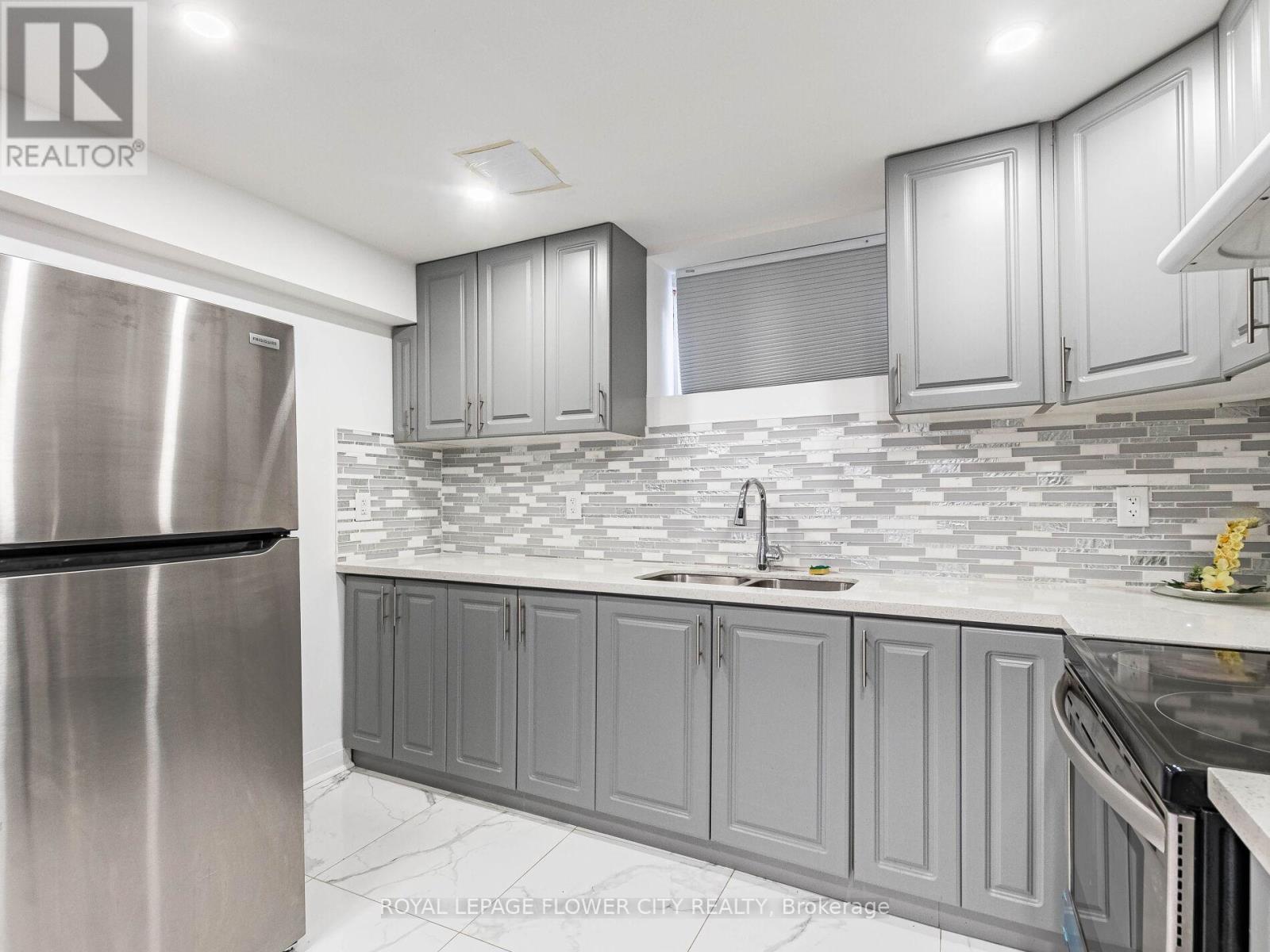 Photo 40 of 58 Pertosa Drive, Brampton ON
