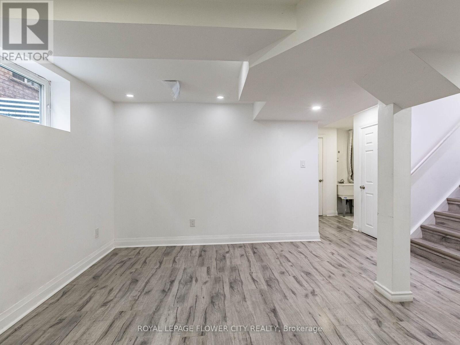 Photo 42 of 58 Pertosa Drive, Brampton ON