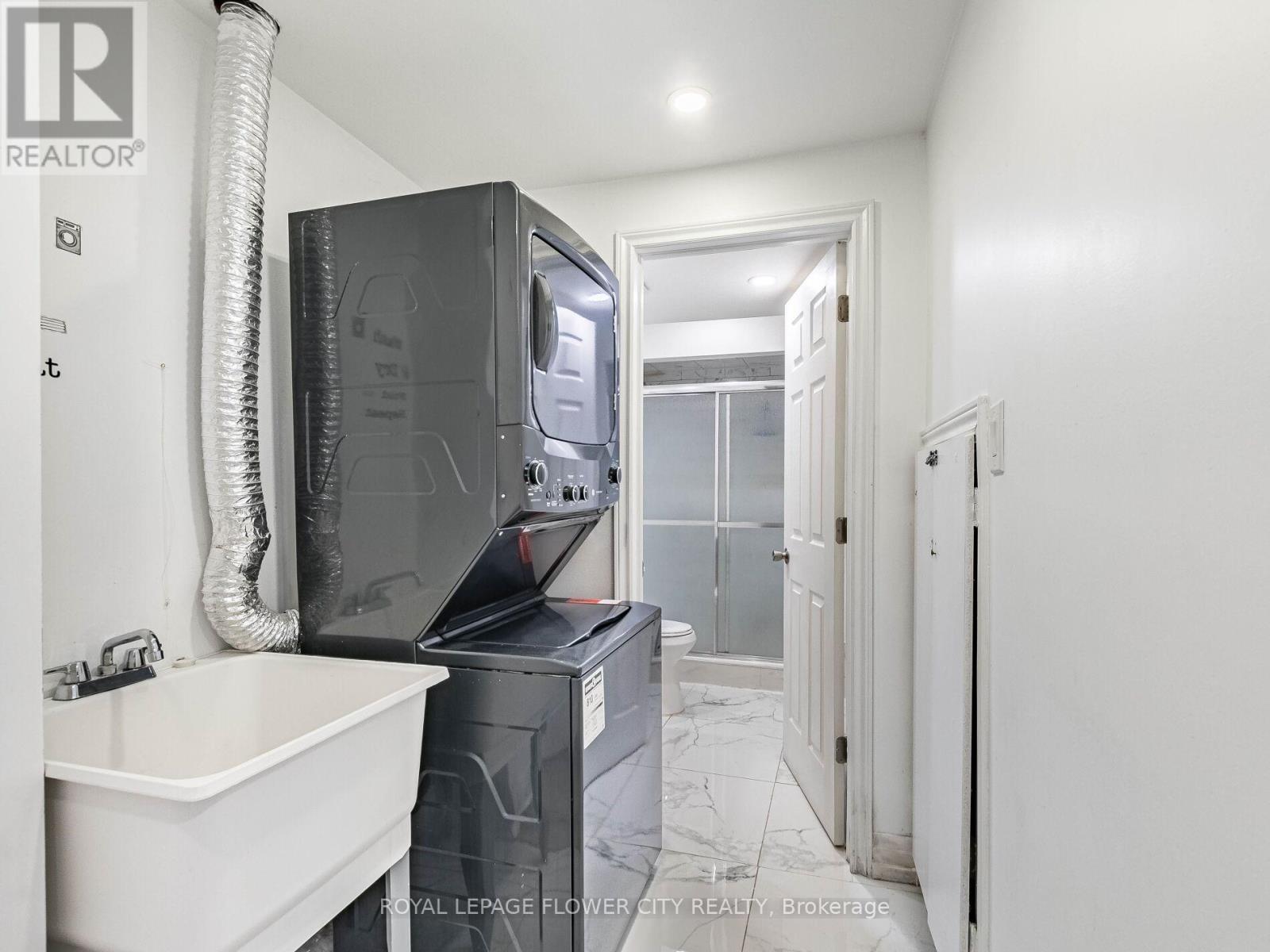 Photo 44 of 58 Pertosa Drive, Brampton ON