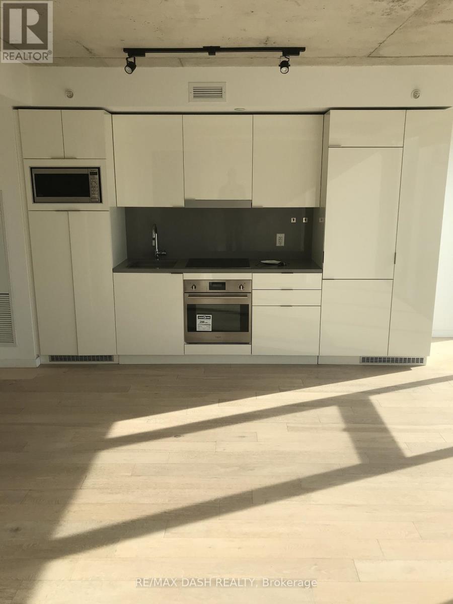 Photo 4 of 1203 170 Bayview Avenue, Toronto ON