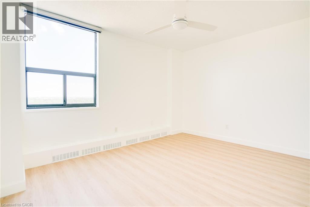 Photo 11 of 90 Ling Road Unit 1410, Scarborough ON
