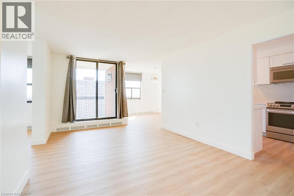 Photo 10 of 90 Ling Road Unit 1410, Scarborough ON