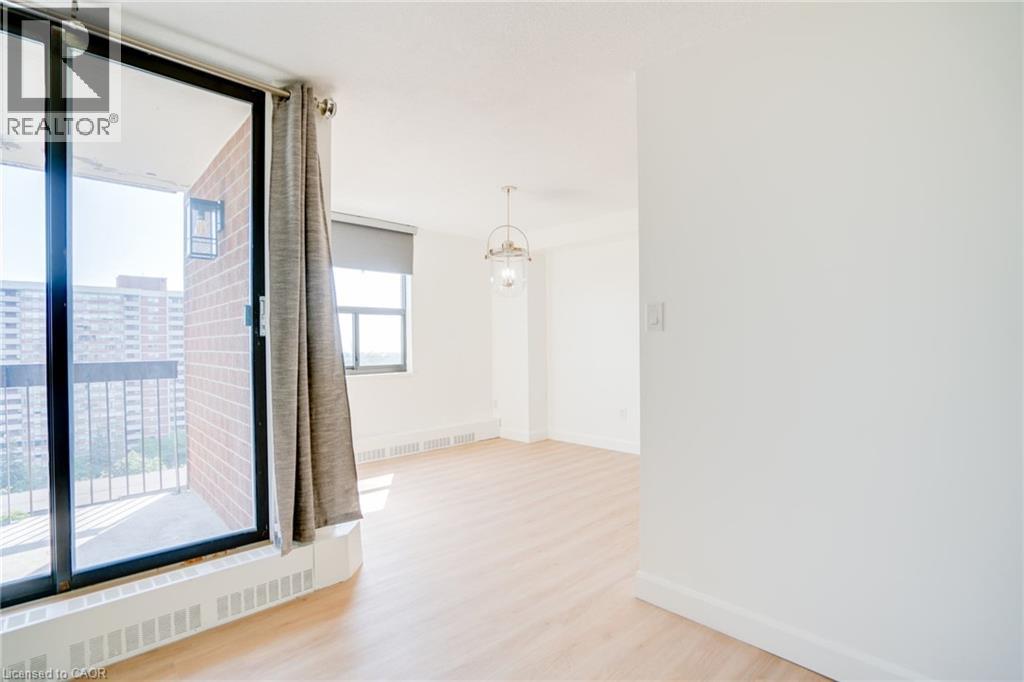 Photo 24 of 90 Ling Road Unit 1410, Scarborough ON