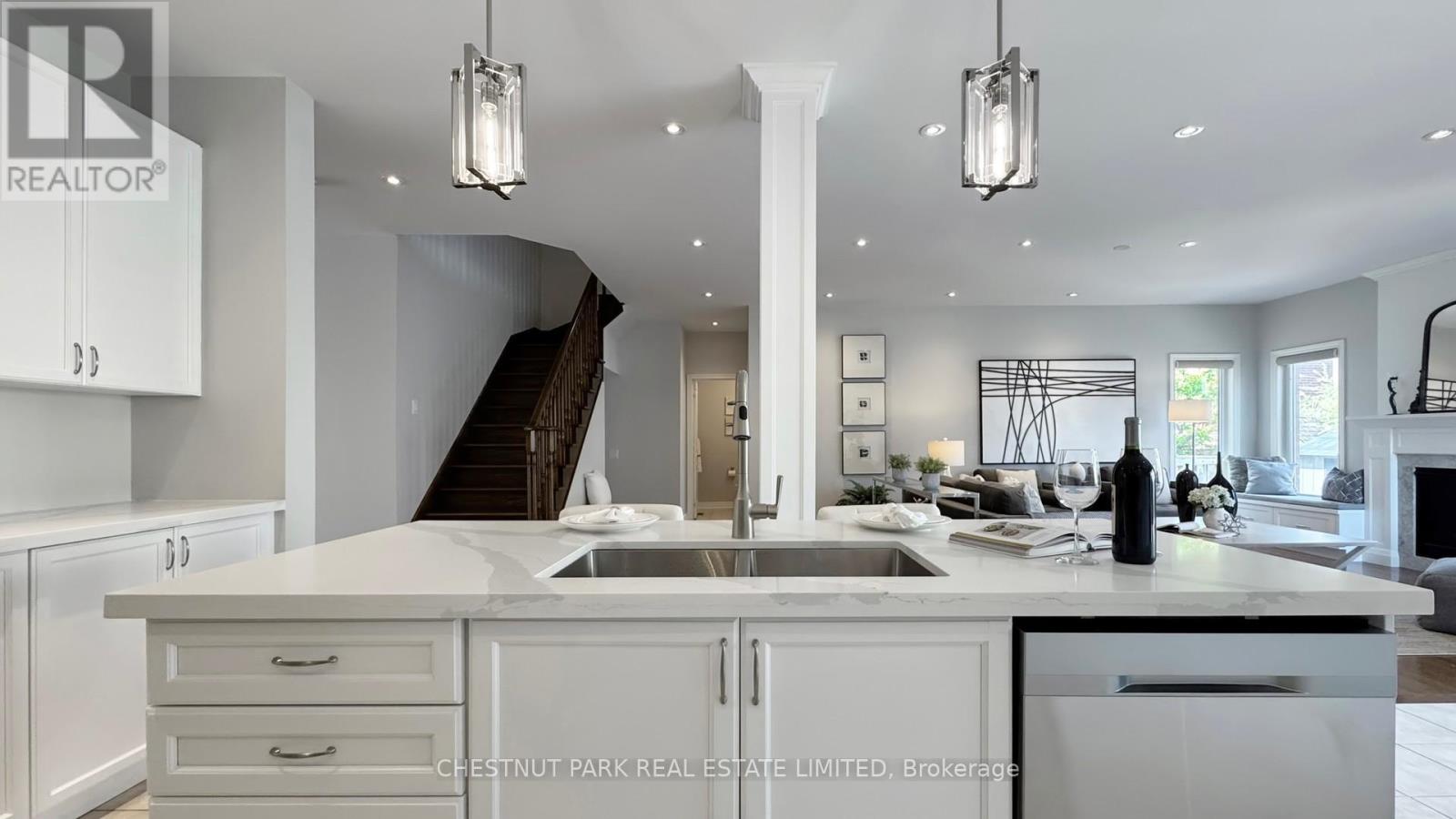 Photo 40 of 32 Arbour Drive, Markham ON