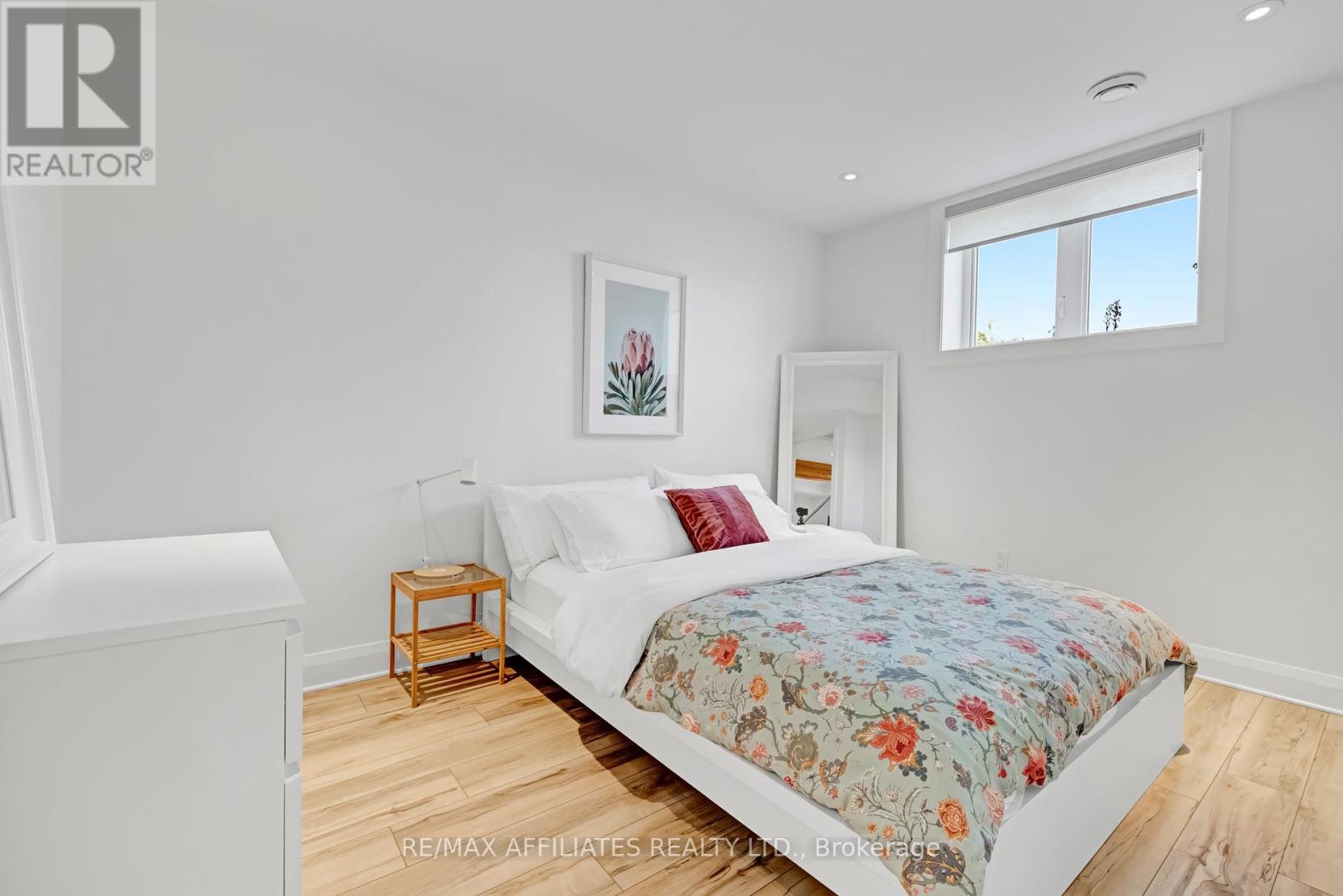Photo 30 of 205 Westar Farm Way, Ottawa ON