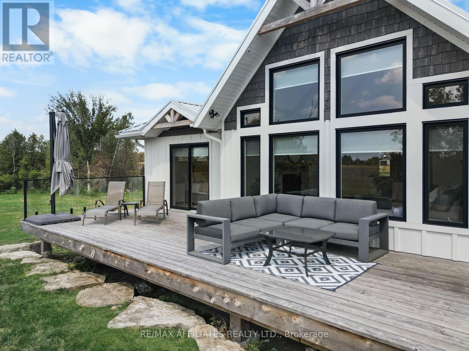 Photo 43 of 205 Westar Farm Way, Ottawa ON