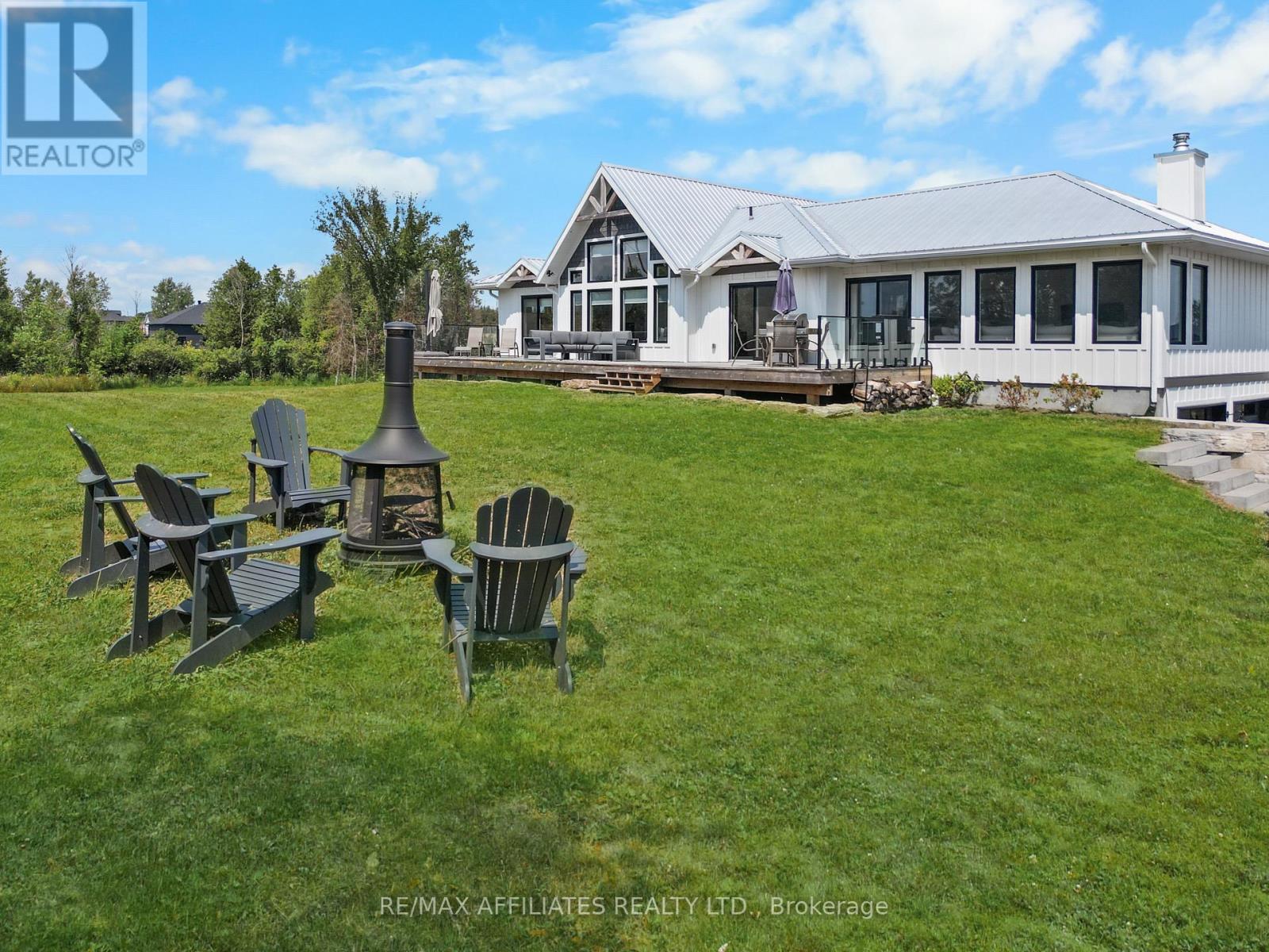 Photo 45 of 205 Westar Farm Way, Ottawa ON