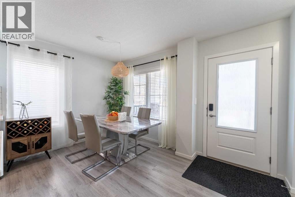 Photo 3 of 315 Windbury Road Sw, Airdrie AB