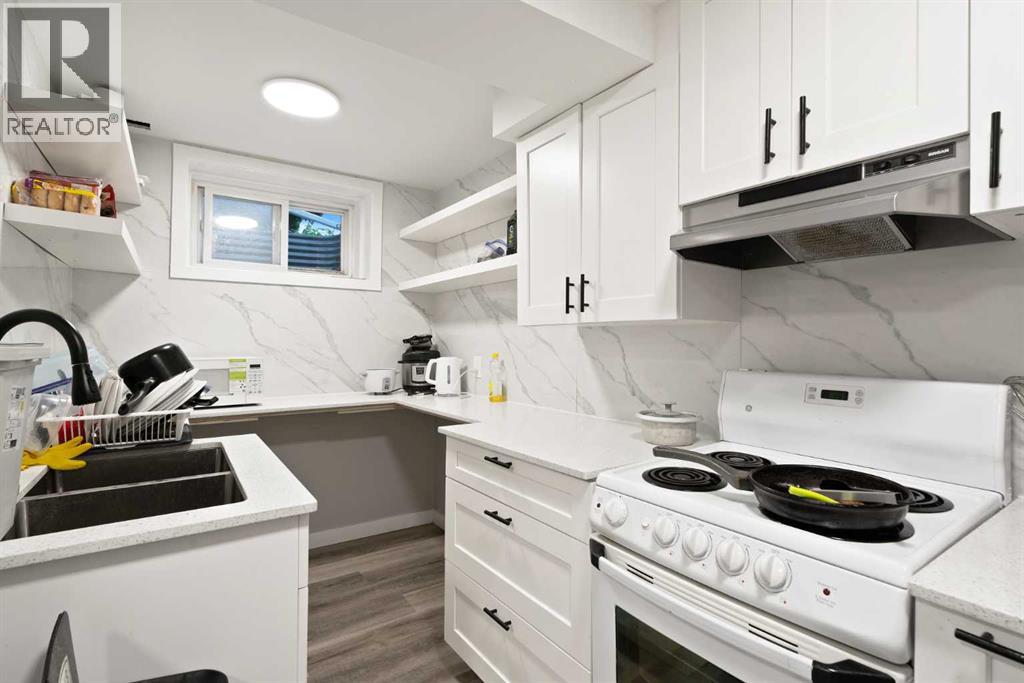 Single Family House 4 Level for Sale in  Rundlelawn Road NE Rundle Calgary 