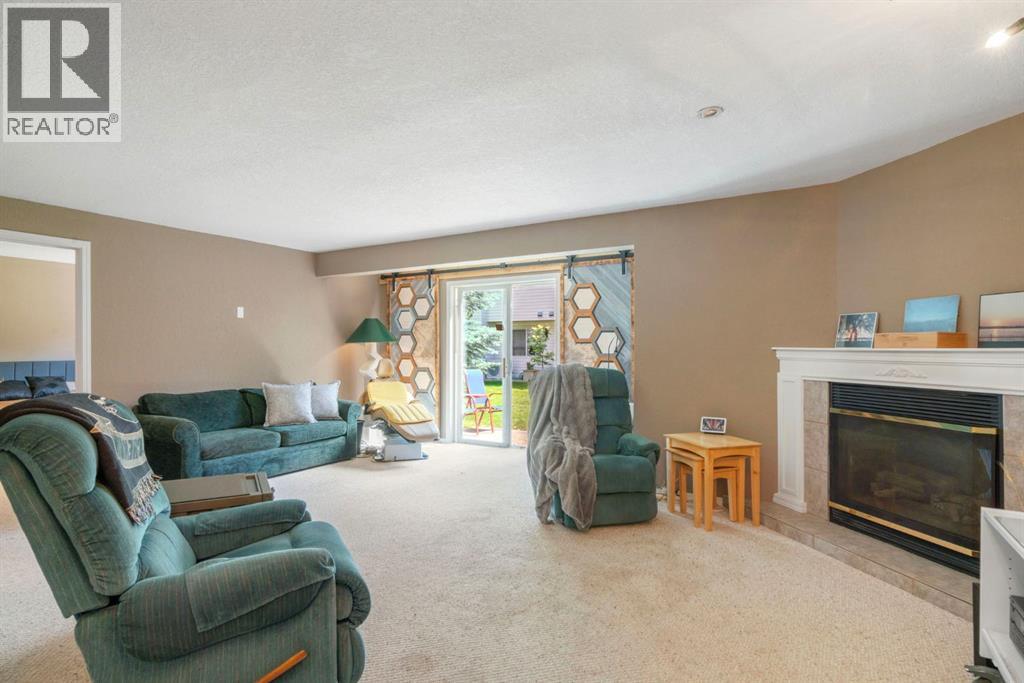 Photo 37 of 70 Mt Douglas Villas Se, Calgary AB