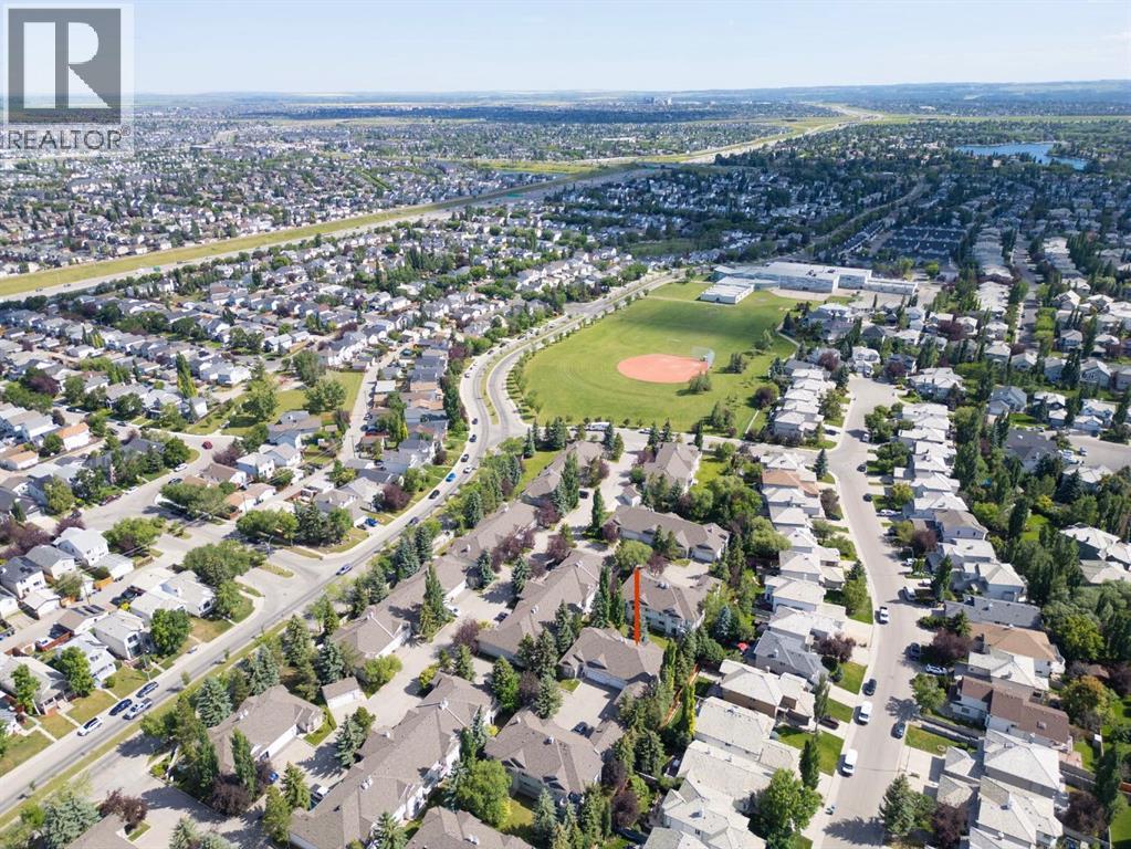 Photo 3 of 70 Mt Douglas Villas Se, Calgary AB