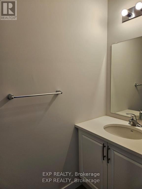 Photo 10 of Upper 89 Moon Crescent, Cambridge ON