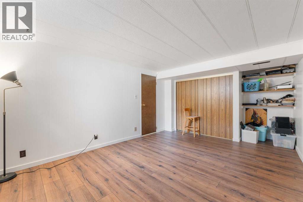 Photo 10 of 34 Wilson Street, Okotoks AB