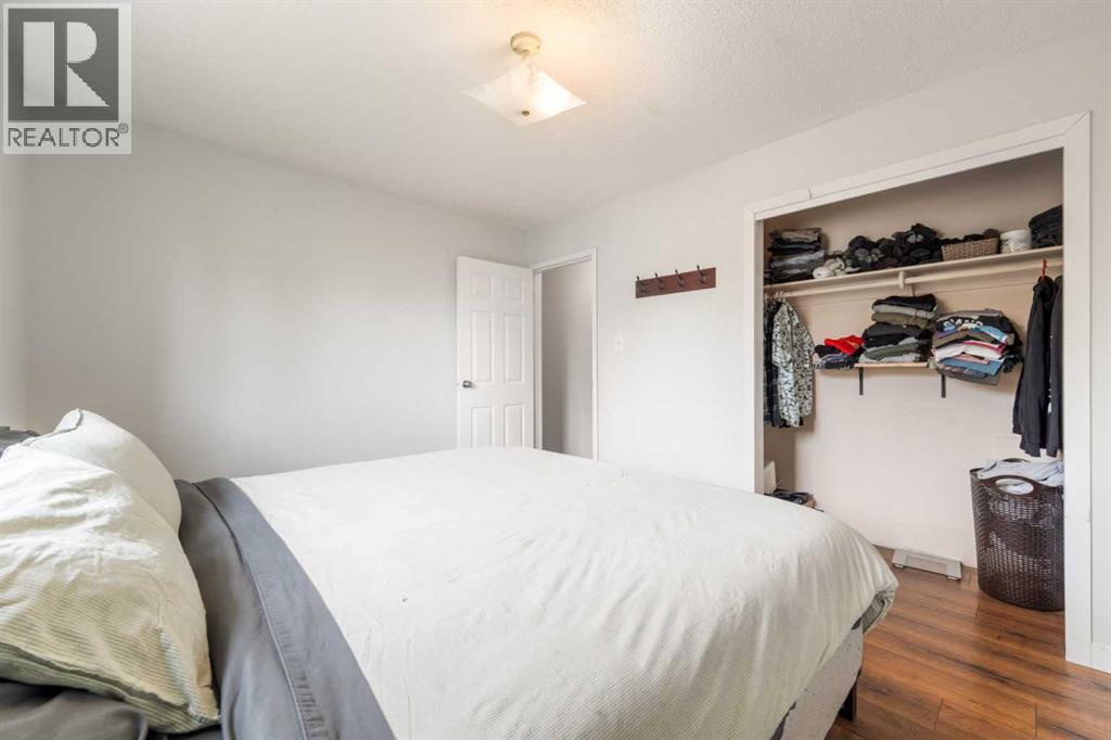 Photo 20 of 34 Wilson Street, Okotoks AB