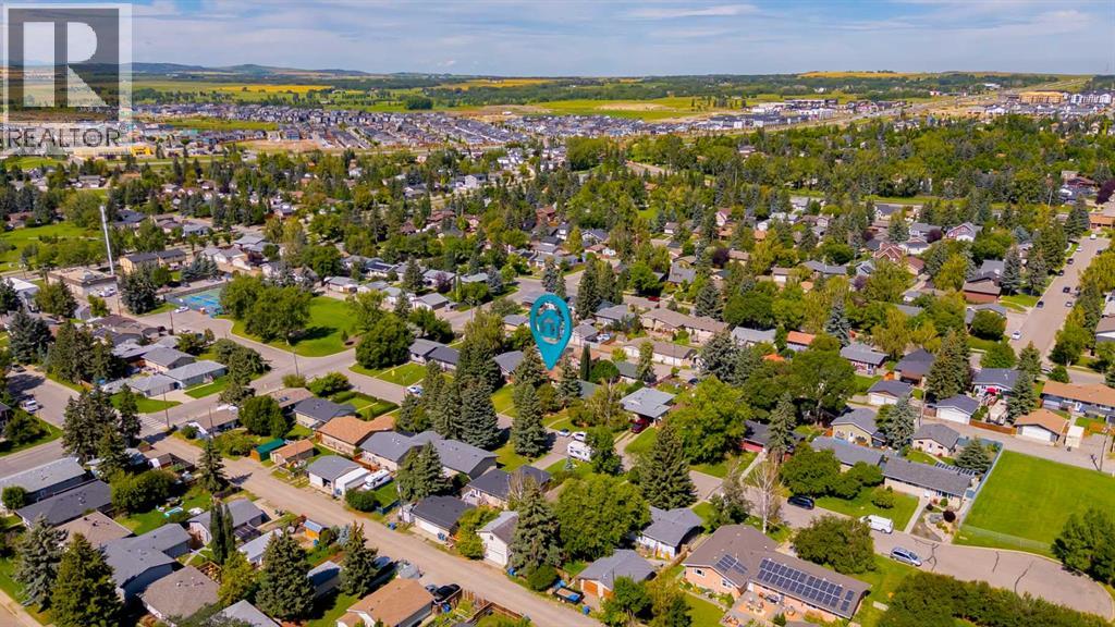 Photo 27 of 34 Wilson Street, Okotoks AB