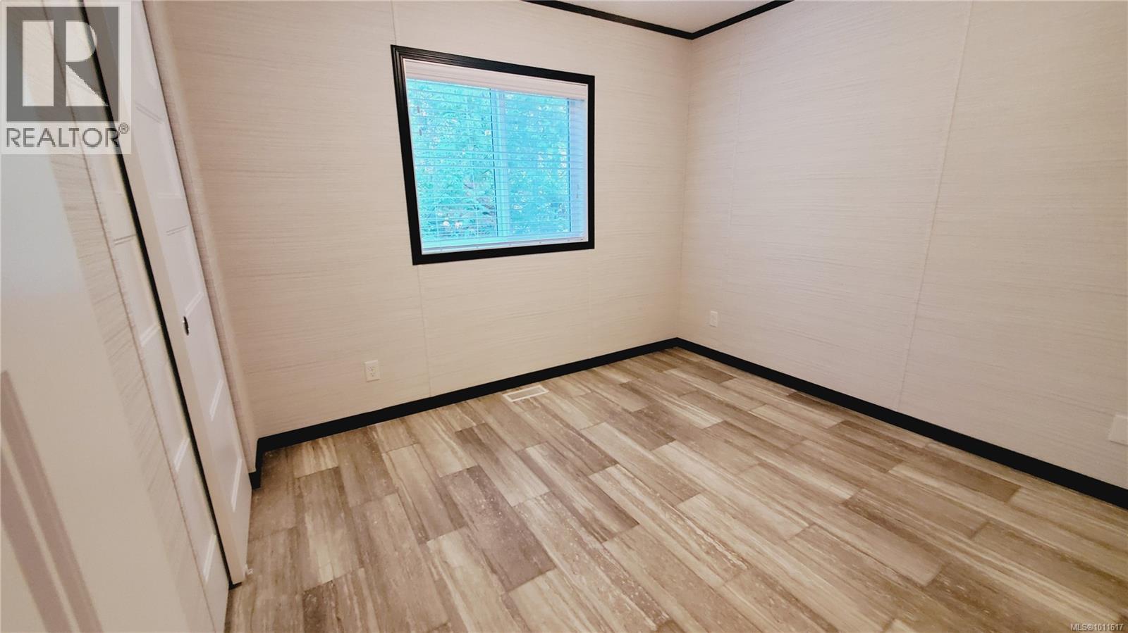 #61 1720 WHIBLEY RD - 24