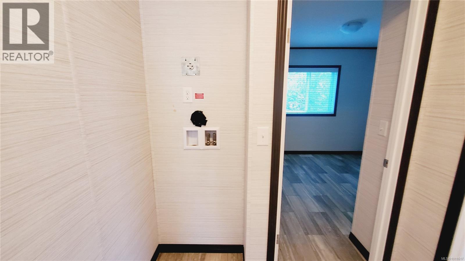 #61 1720 WHIBLEY RD - 25