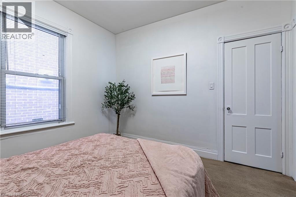 Photo 32 of 245 Hillcrest Avenue, Hamilton ON