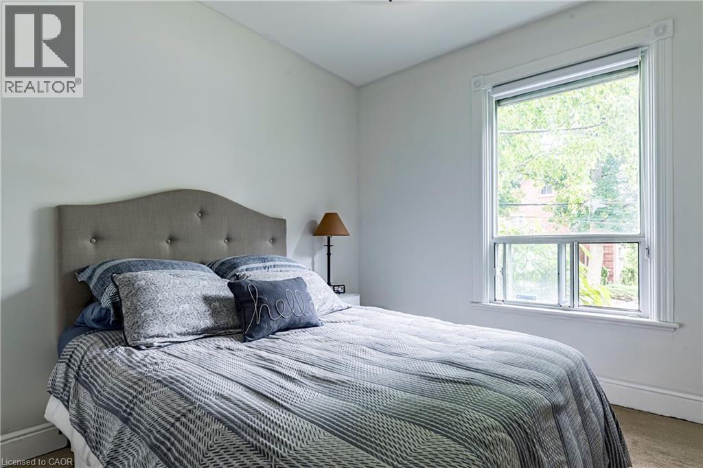 Photo 33 of 245 Hillcrest Avenue, Hamilton ON