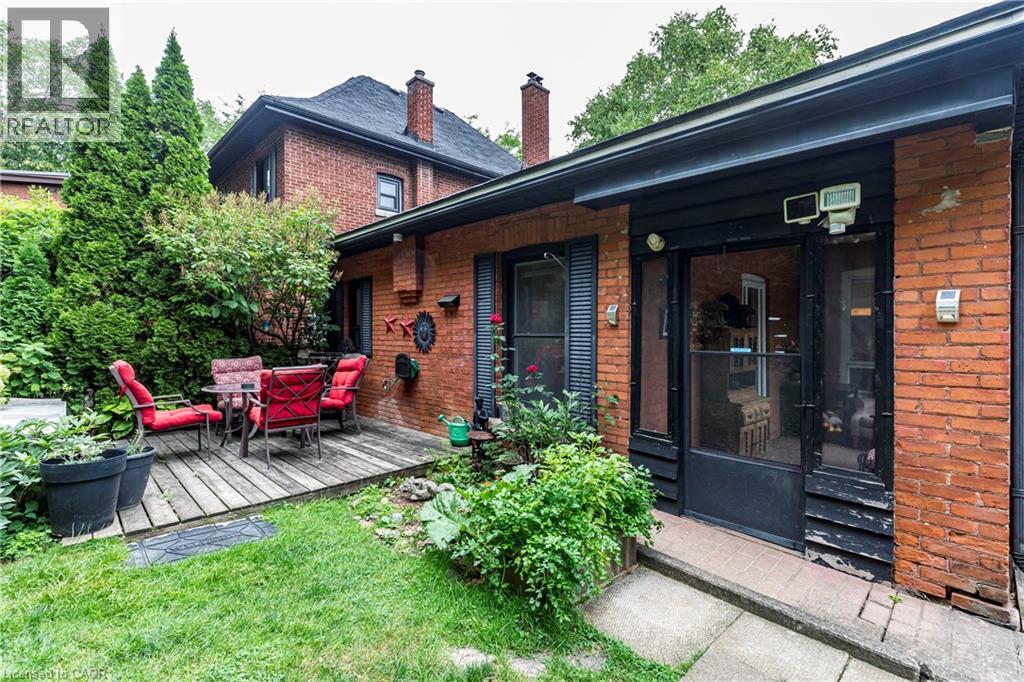 Photo 11 of 245 Hillcrest Avenue, Hamilton ON