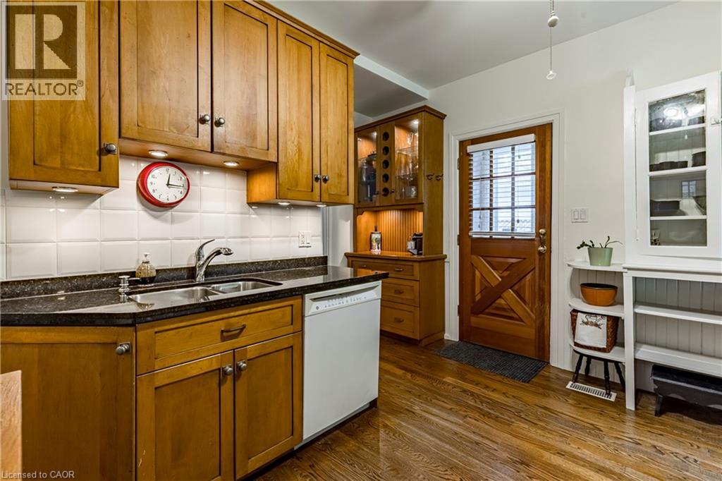 Photo 13 of 245 Hillcrest Avenue, Hamilton ON