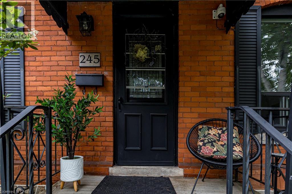 Photo 4 of 245 Hillcrest Avenue, Hamilton ON