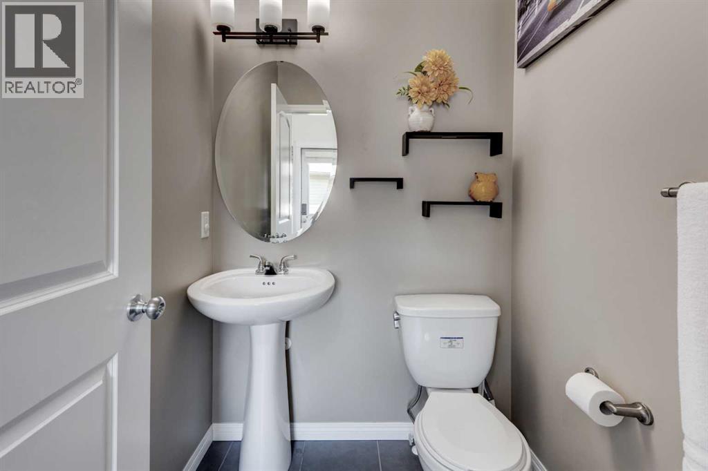 Photo 21 of 40 Copperpond Park Se, Calgary AB