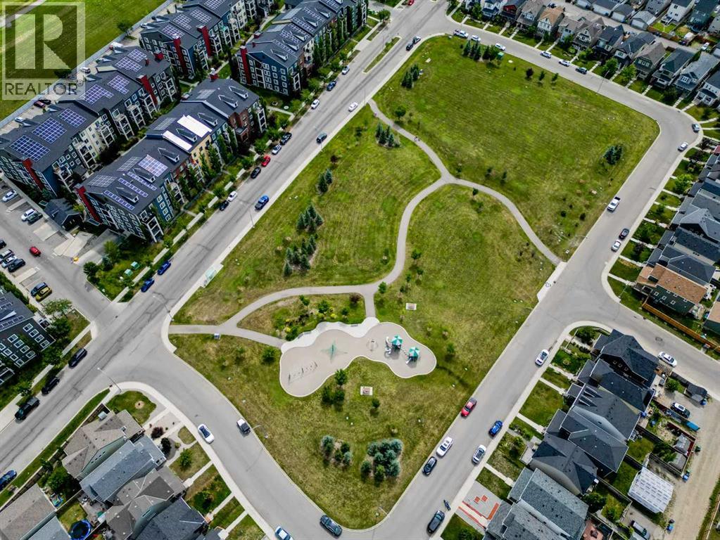 Photo 4 of 40 Copperpond Park Se, Calgary AB