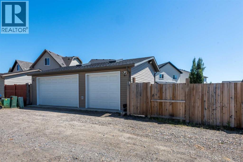 Photo 33 of 40 Copperpond Park Se, Calgary AB