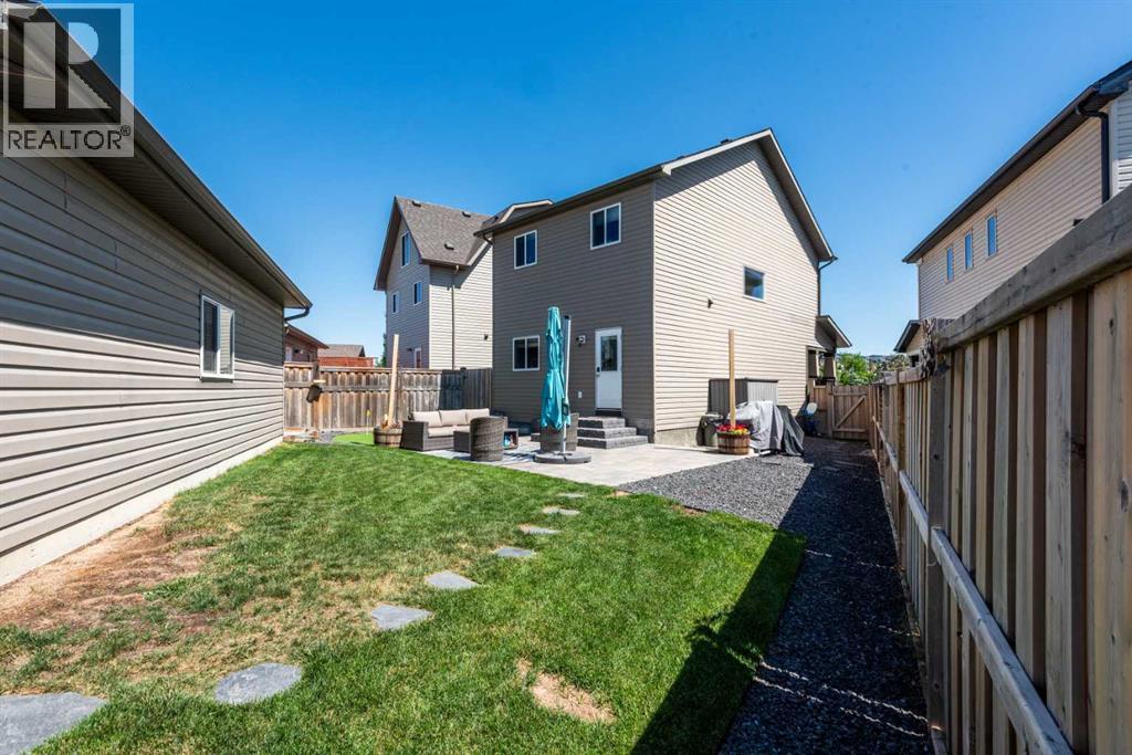Photo 32 of 40 Copperpond Park Se, Calgary AB