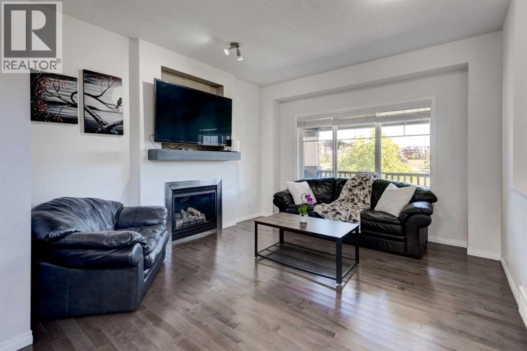 Photo 9 of 40 Copperpond Park Se, Calgary AB