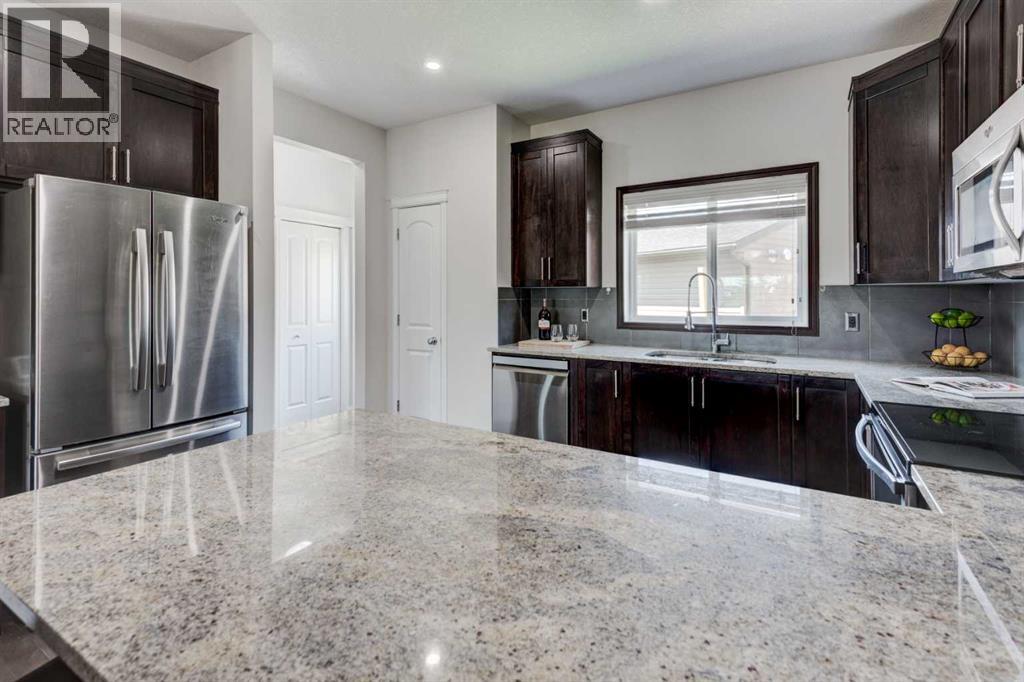 Photo 15 of 40 Copperpond Park Se, Calgary AB