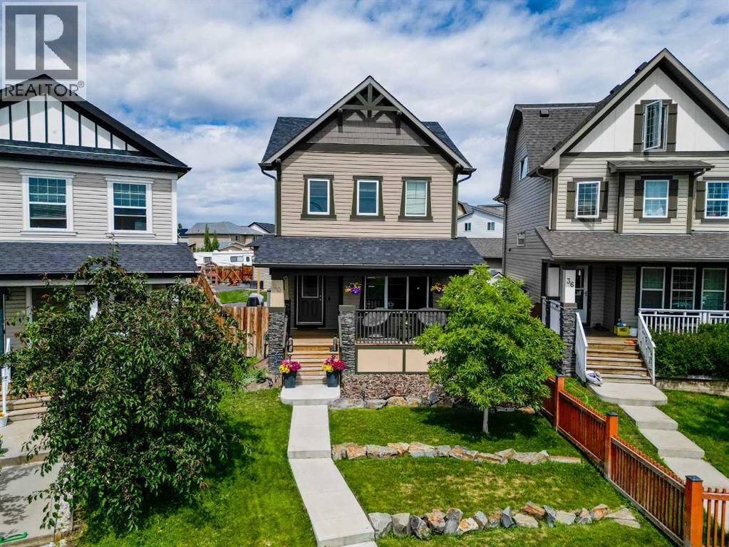 Photo 2 of 40 Copperpond Park Se, Calgary AB