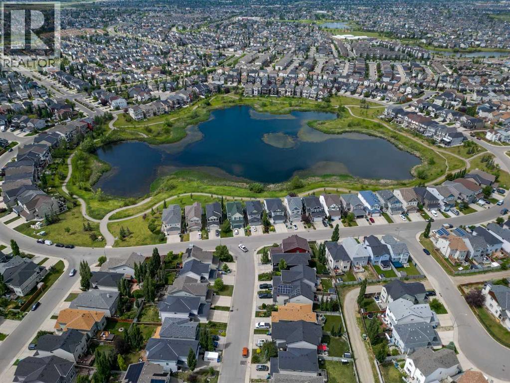 Photo 5 of 40 Copperpond Park Se, Calgary AB