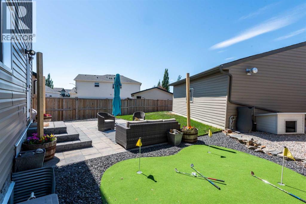 Photo 30 of 40 Copperpond Park Se, Calgary AB