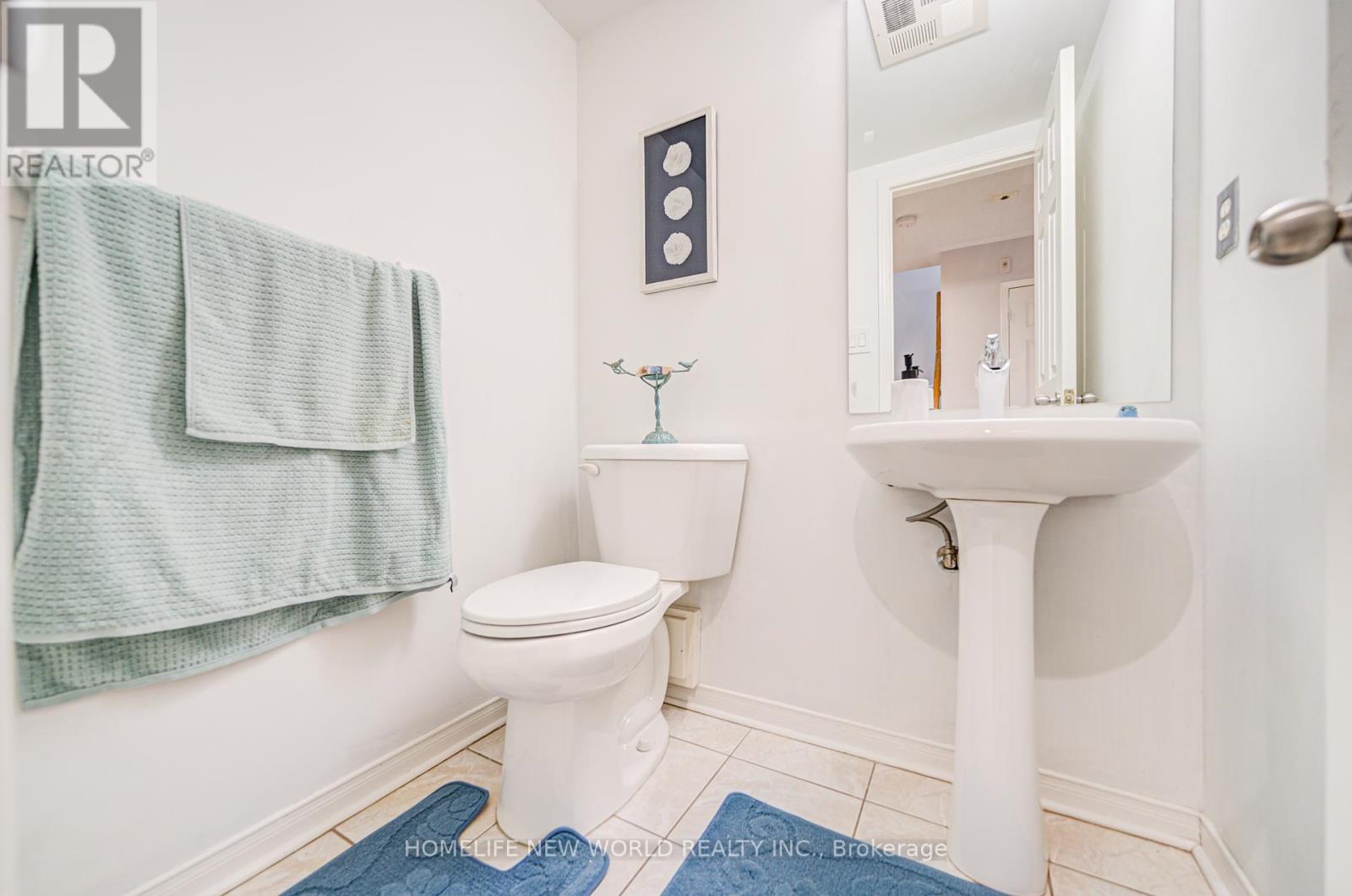 Photo 15 of A 206 15 Cornell Meadows Avenue, Markham ON