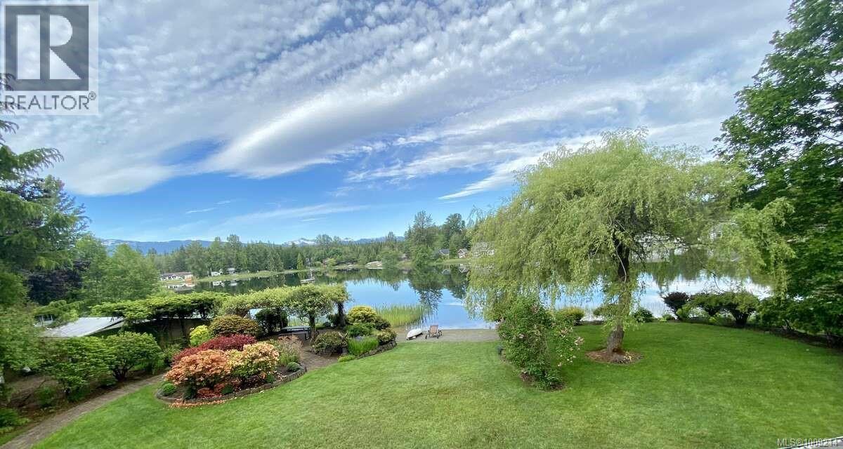 Photo 2 of 9386 Martin Park Dr, Black Creek BC