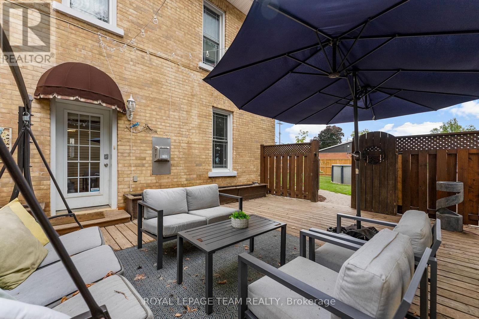 Photo 4 of 174 Bruce Street, Renfrew ON