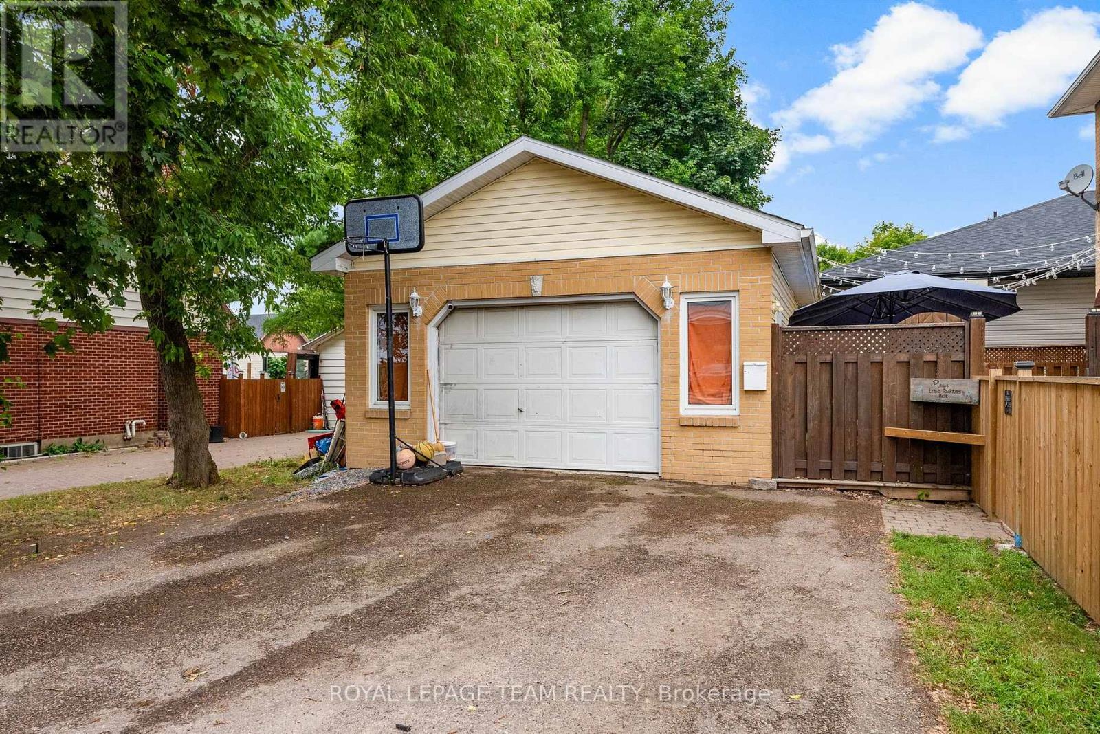 Photo 30 of 174 Bruce Street, Renfrew ON