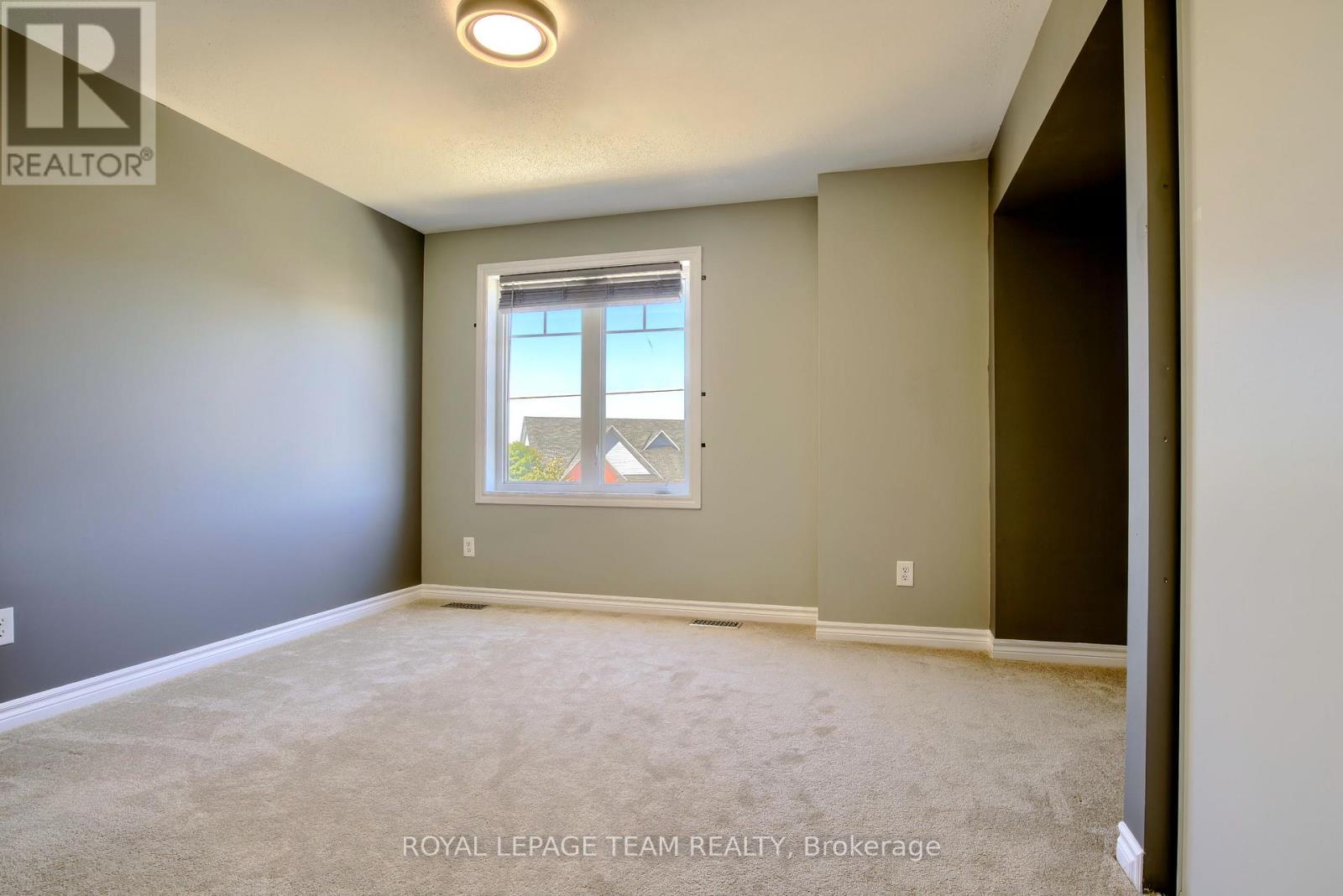 Photo 13 of 3867 Strandherd Drive, Ottawa ON